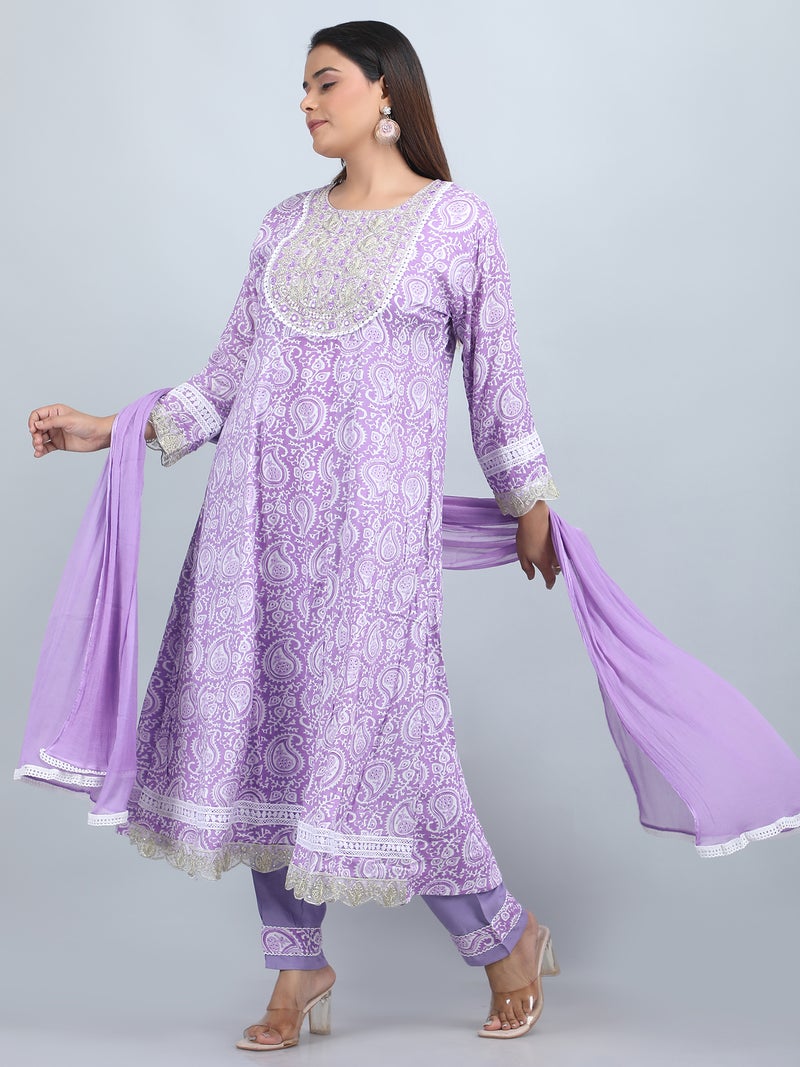 Shifory طقم كورتِي أناركالي مزخرف بالأزهار باللون الأرجواني للنساء - Image 4